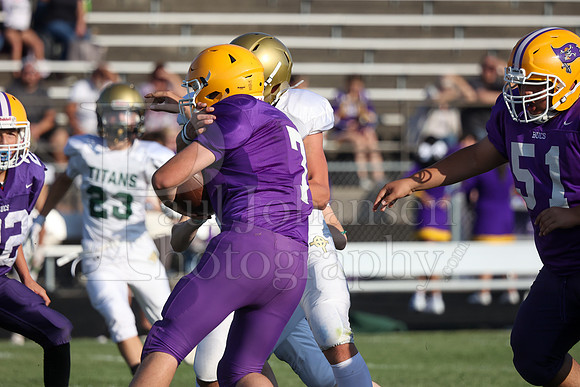 Boylan Sophomore Football vs Belv 9-10-2021-0301