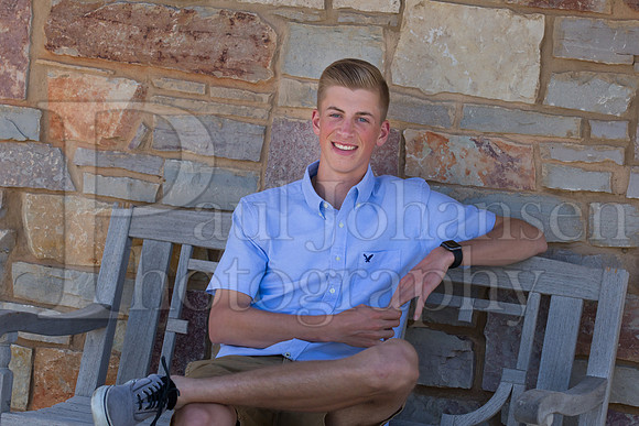 Bramdon Ancona  Senior Images 4-17-2016-0008