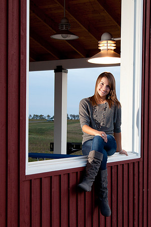 Lindsay Melling Senior Images-0624