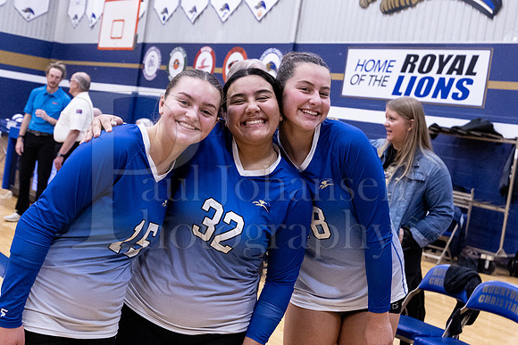 Rockford Christian Girls Varsity Volleyball vs Winnebago 10-15-2024-0012