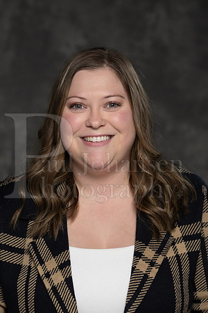 Mackenzie Logan Portraits 10-24-2024-0010
