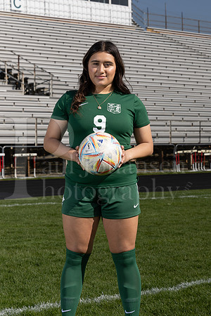 Boylan Varsity Girls Soccer Team and Senior Shoot 4-25-2024-0112
