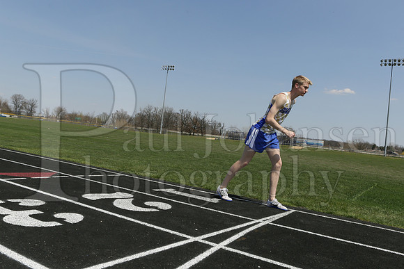 Nick Monkemeyer Senior Images 4-17-2016-0272