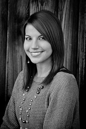 Lindsay Melling Senior Images-0378-2