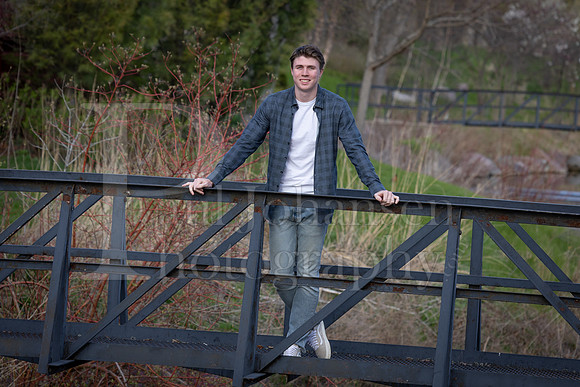 Nolan Brauns Senior Images 5-4-2022-0113