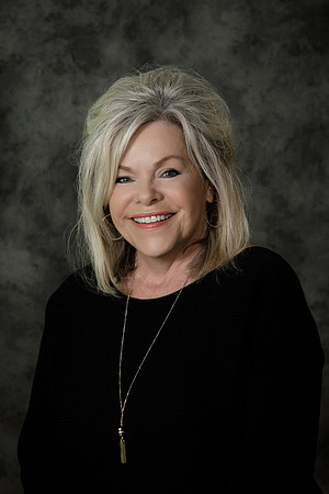 Dickerson and Nieman Portraits 2-14-2019-0169_pp