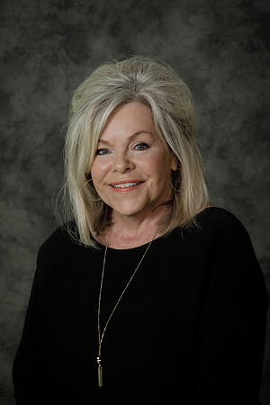 Dickerson and Nieman Portraits 2-14-2019-0172