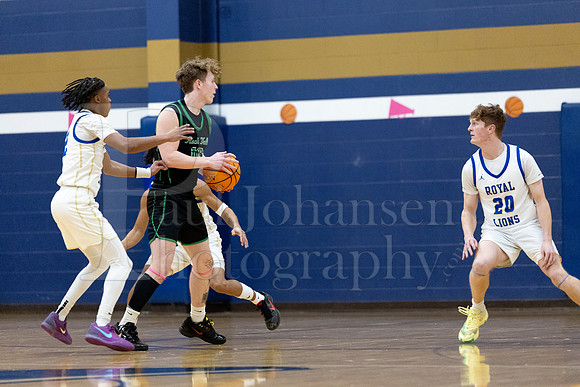 Rockford Christian Boys Varsity Basketball vs Rock Falls 2-7-2025-0415