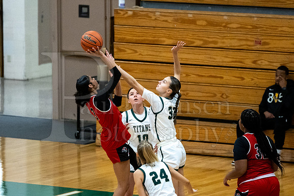 Boylan Girls Varsity Basketball vs Auburn 12-2-2023-0115