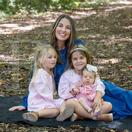 Blume Family Portraits 7-29-2024-0133