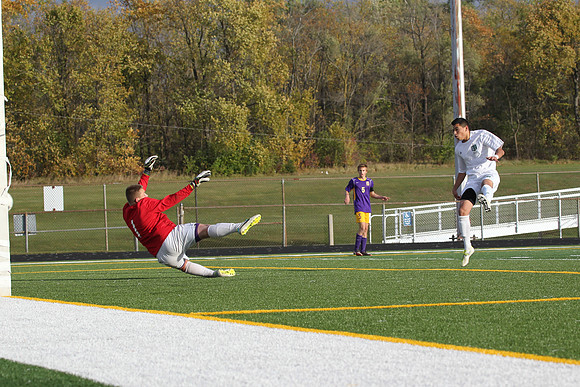 Boylan Varsity Boys Soccer vs Hononegah Regional Final 10-26-2013-4581