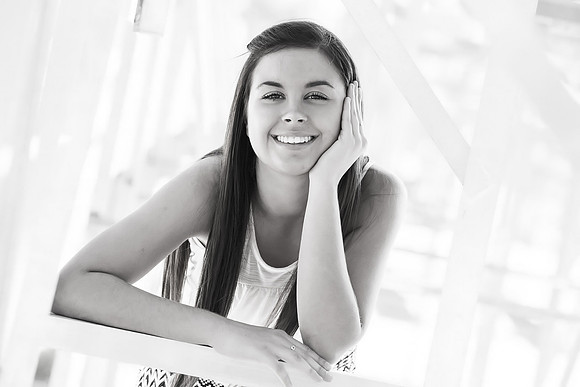 Brittany Oglesby Brien Senior Images 9-26-2013-0357_Pe