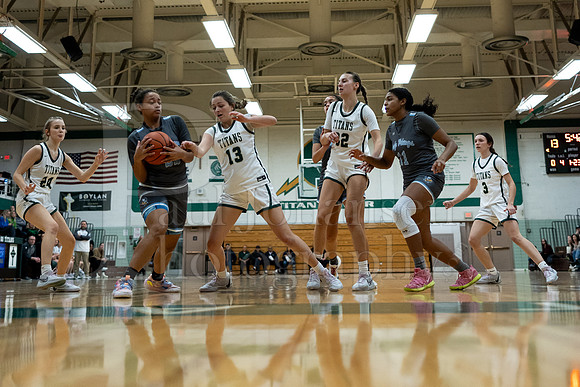 Boylan Girls Varsity Basketball vs Guilford 12-15-2023-0527