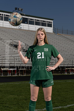 Boylan Varsity Girls Soccer Team and Senior Shoot 4-25-2024-0127