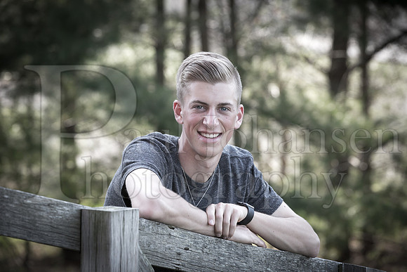Bramdon Ancona  Senior Images 4-17-2016-0130-2