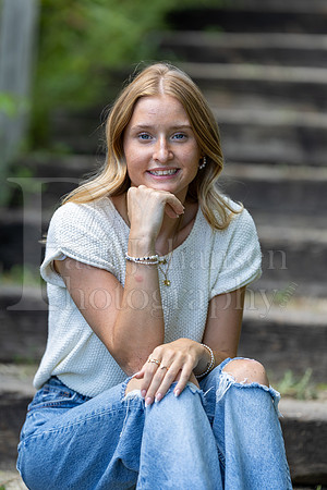 Marley Flynn Senior Images 8-11-2024-0453