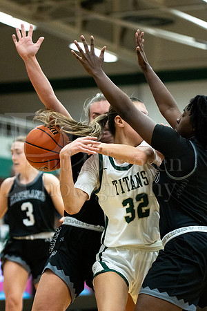 Boylan Girls Varsity Basketball vs Kaneland 12-27-2023-0117