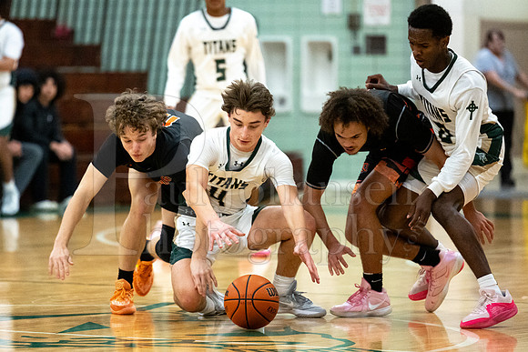 Boylan Boys Varsity Basketball vs Freeport 1-3-2024-0219