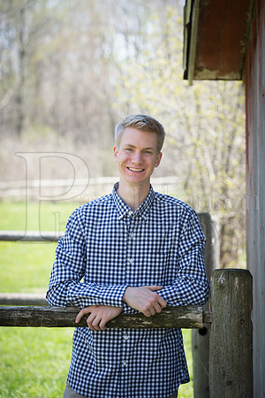Nick Monkemeyer Senior Images 4-17-2016-0108