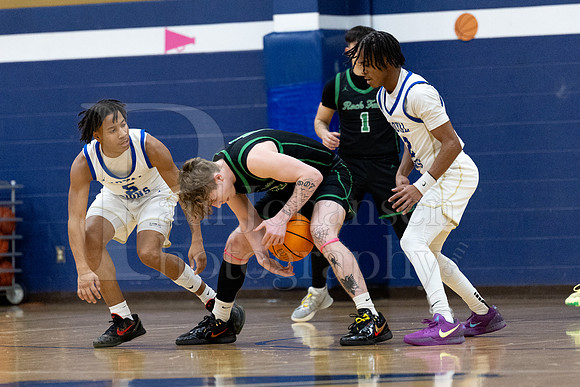 Rockford Christian Boys Varsity Basketball vs Rock Falls 2-7-2025-0419
