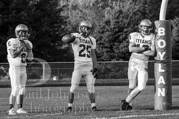 Boylan Varsity Senior Football Photo Shoot 9-27-2014-5200