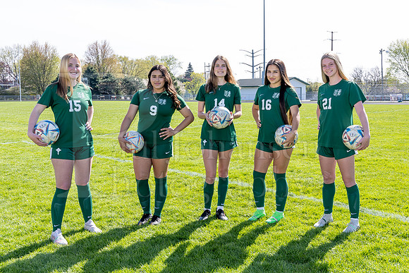 Boylan Varsity Girls Soccer Team and Senior Shoot 4-25-2024-0063