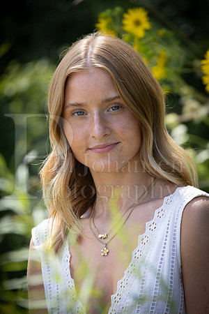 Marley Flynn Senior Images 8-11-2024-0419