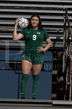 Boylan Varsity Girls Soccer Team and Senior Shoot 4-25-2024-0228