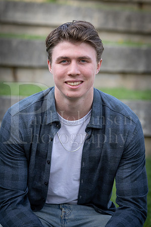 Nolan Brauns Senior Images 5-4-2022-0149