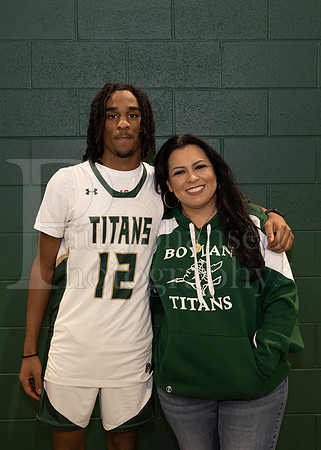 Boylan Boys Varsity Basketball vs Harlem 2-15-2023-0015