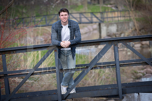 Nolan Brauns Senior Images 5-4-2022-0104_pp
