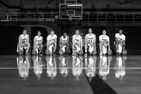 Boylan Boys Varsity Seniors Photoshoot 1-22-2020-0087-2