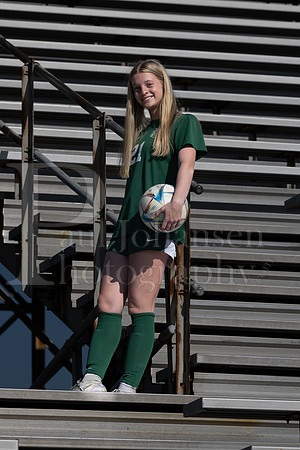Boylan Varsity Girls Soccer Team and Senior Shoot 4-25-2024-0204