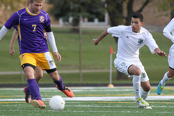 Boylan Varsity Boys Soccer vs Hononegah Regional Final 10-26-2013-4527