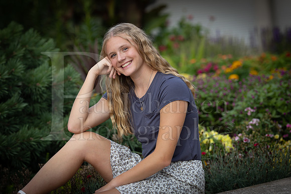Emma Joiner Senior Images 7-25-2022-0327