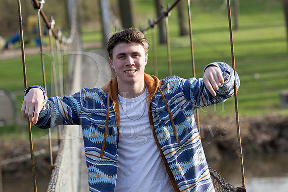 Nolan Brauns Senior Images 5-4-2022-0230