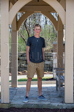 Bramdon Ancona  Senior Images 4-17-2016-0092