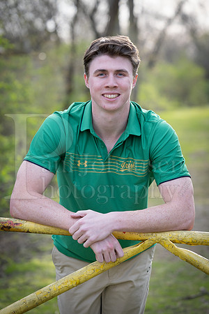 Nolan Brauns Senior Images 5-4-2022-0323
