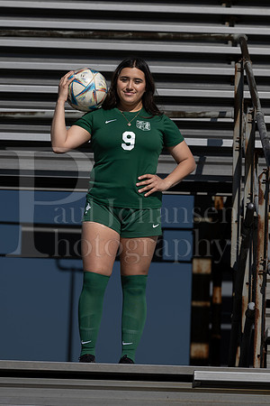 Boylan Varsity Girls Soccer Team and Senior Shoot 4-25-2024-0227