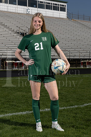 Boylan Varsity Girls Soccer Team and Senior Shoot 4-25-2024-0117