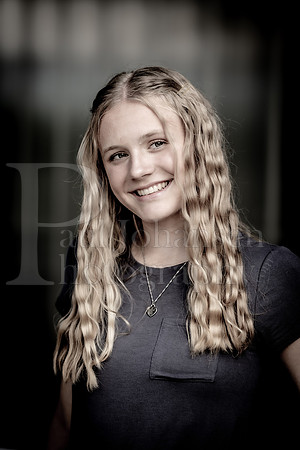 Emma Joiner Senior Images 7-25-2022-0380-2