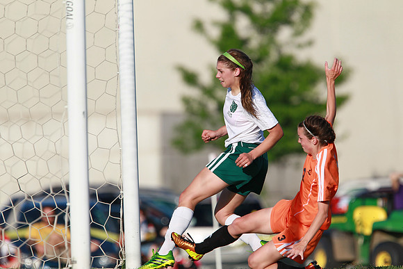 Boylan Girls Varisty Soccer vs Dekalb Sectional Final 5-30-2104-0680