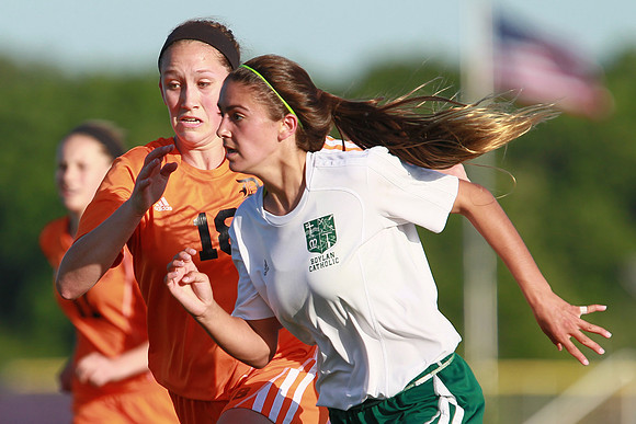Boylan Girls Varisty Soccer vs Dekalb Sectional Final 5-30-2104-0662