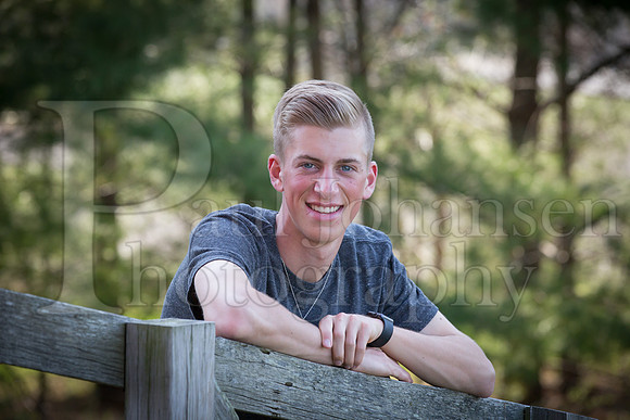 Bramdon Ancona  Senior Images 4-17-2016-0130