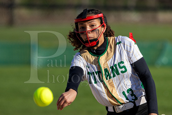 Boylan Girls Varsity Softball vs East 4-19-2024-2004