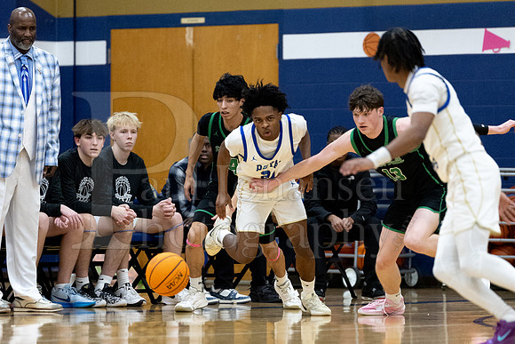 Rockford Christian Boys Varsity Basketball vs Rock Falls 2-7-2025-0424