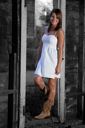 Lindsay Melling Senior Images-0461a
