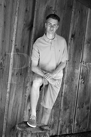 Nick Monkemeyer Senior Images 4-17-2016-0055