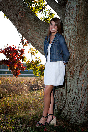 Lindsay Melling Senior Images-0593
