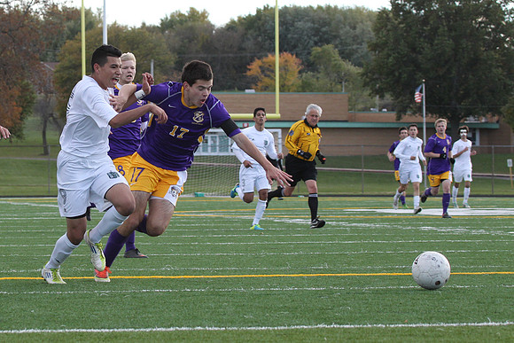 Boylan Varsity Boys Soccer vs Hononegah Regional Final 10-26-2013-4921